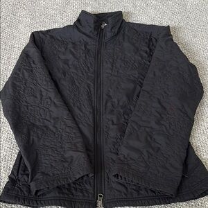 Patagonia Women’s Black Quilted Jacket. Water girl by Patagonia.